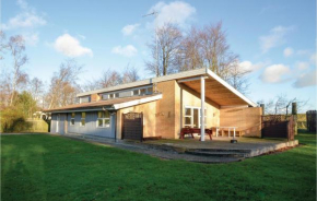 Stunning Home In Væggerløse With Kitchen, Bogø By